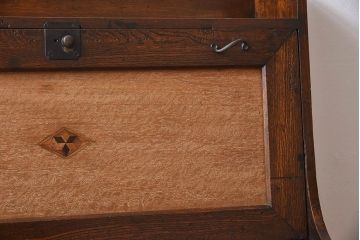 レトロ家具　ナラ材製　象嵌!古い木のレトロなライティングビューロー