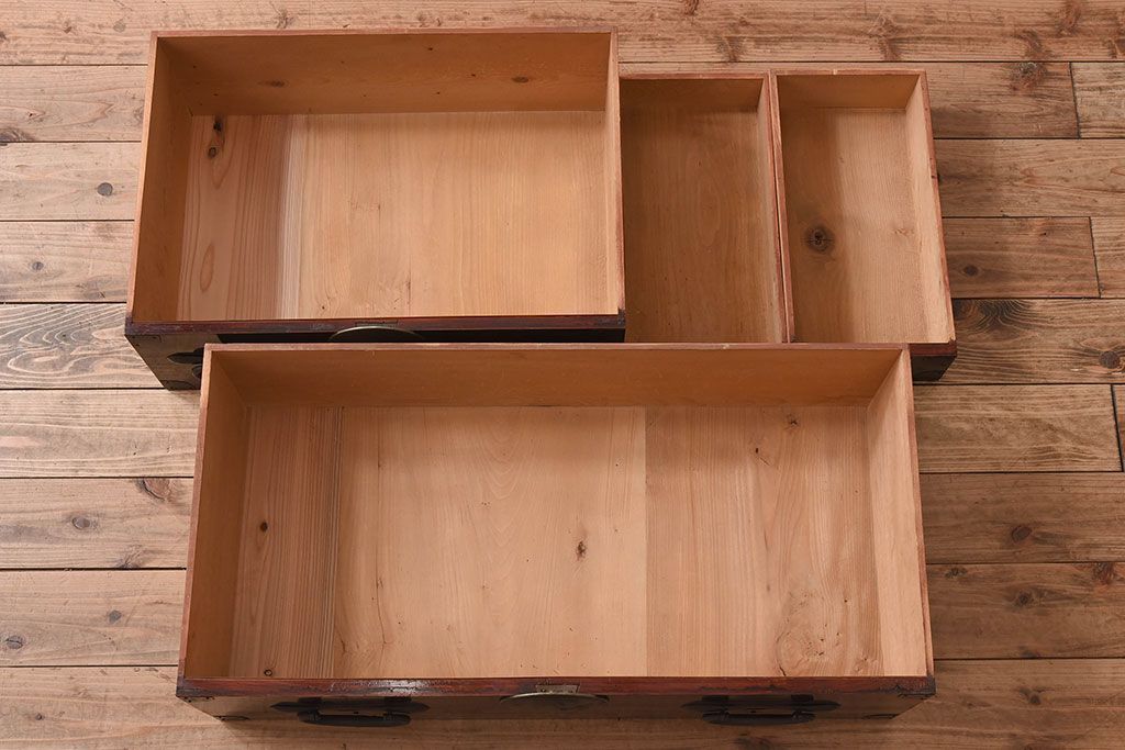 アンティーク家具　和モダン　大正期　一本物　アンティーク松本箪笥(衣装箪笥)(2)