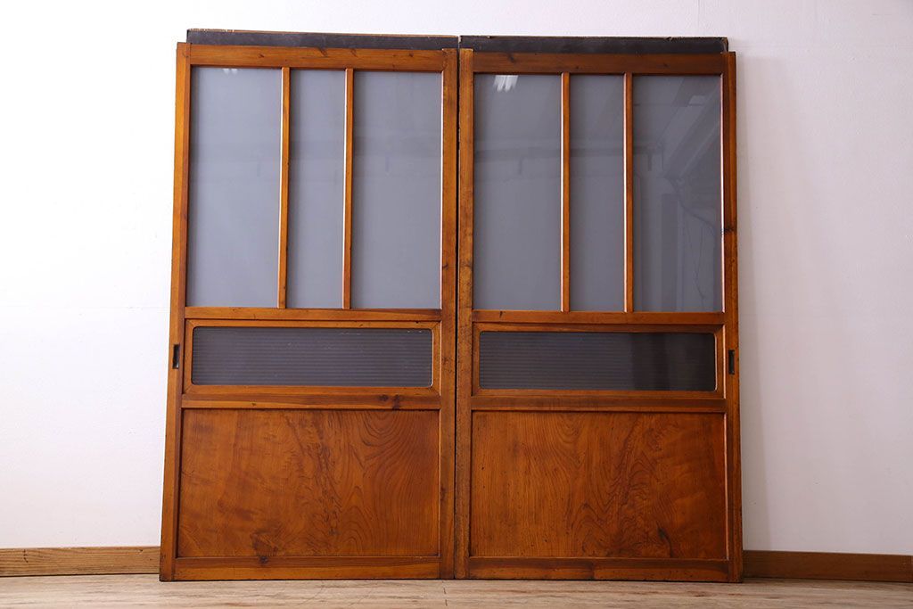 檜材製　昭和レトロなアンティークガラス戸2枚セット