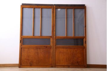 檜材製　昭和レトロなアンティークガラス戸2枚セット