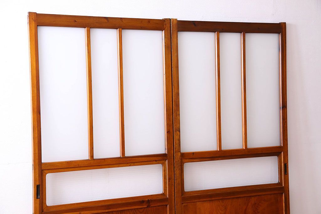 檜材製　昭和レトロなアンティークガラス戸2枚セット