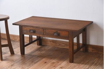 レトロ家具　栓材製　レトロな古い木のアンティーク文机