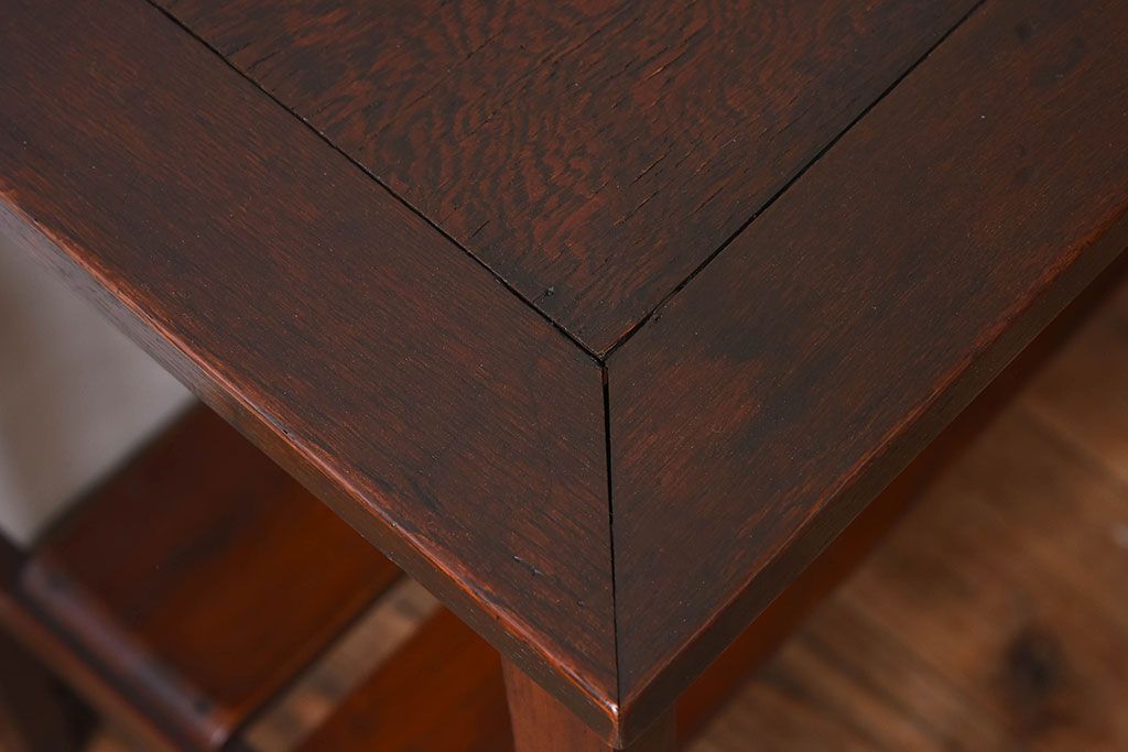 レトロ家具　レトロな古い木のサイドテーブル(作業台)