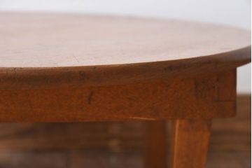 アンティーク家具　丸型　栓材製のアンティークちゃぶ台