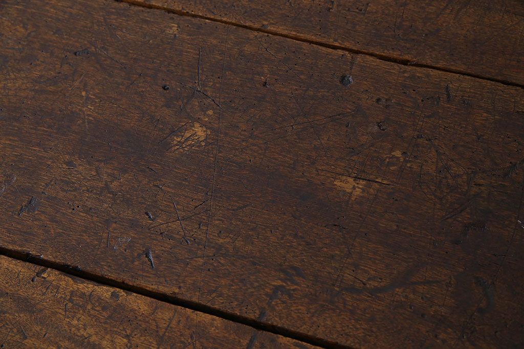 ヴィンテージ家具　アイアンフレームのシャビーなビンテージ作業台(テーブル)(1)