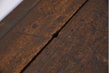 ヴィンテージ家具　アイアンフレームのシャビーなビンテージ作業台(テーブル)(1)