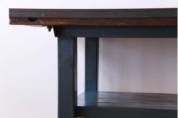 ヴィンテージ家具　アイアンフレームのシャビーなビンテージ作業台(テーブル)(1)