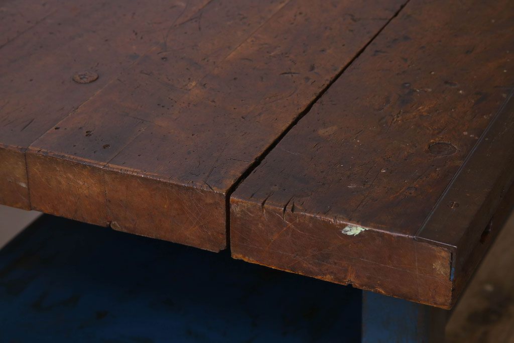 ヴィンテージ家具　アイアンフレームのシャビーなビンテージ作業台(テーブル)(3)