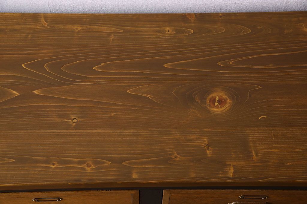 レトロ家具　ネームプレート付き!16杯引き出しのレトロなチェスト