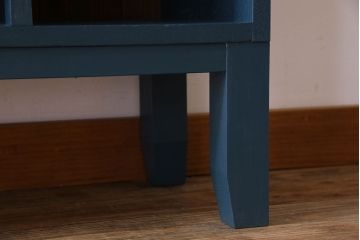 レトロ家具　古い木のレトロな脚付きマス目棚(カウンターテーブル、飾り棚、収納棚)(2)