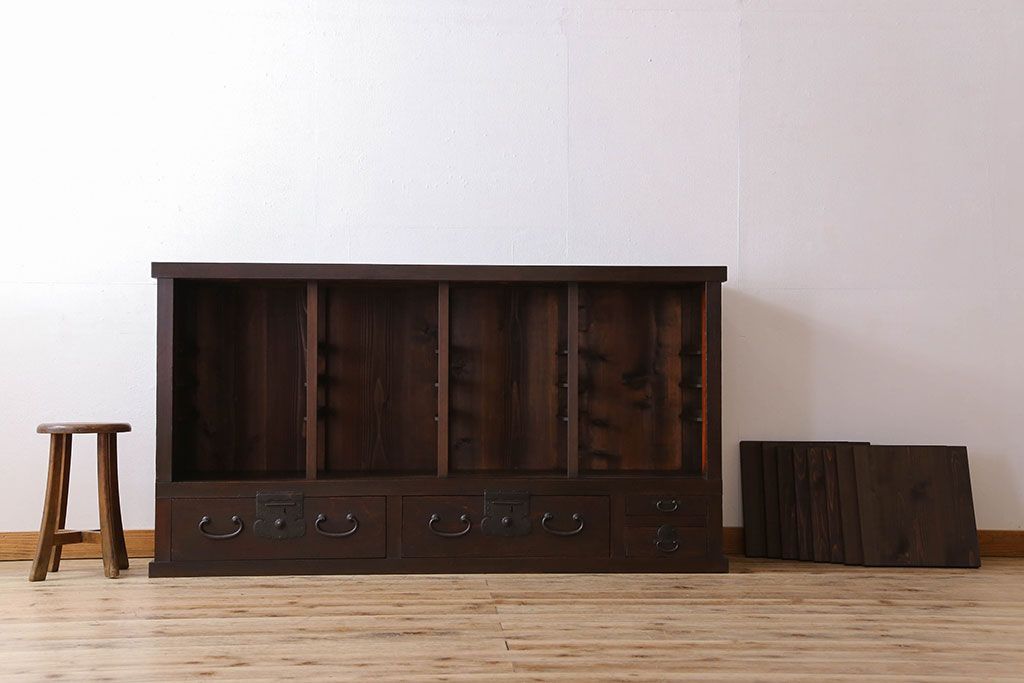 アンティーク家具　明治期　六尺　縦桟四枚引き戸　収納箪笥サイドボード(水屋箪笥)