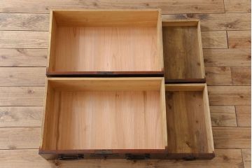 アンティーク家具　明治期　六尺　縦桟四枚引き戸　収納箪笥サイドボード(水屋箪笥)