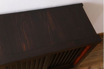 アンティーク家具　明治期　六尺　縦桟四枚引き戸　収納箪笥サイドボード(水屋箪笥)