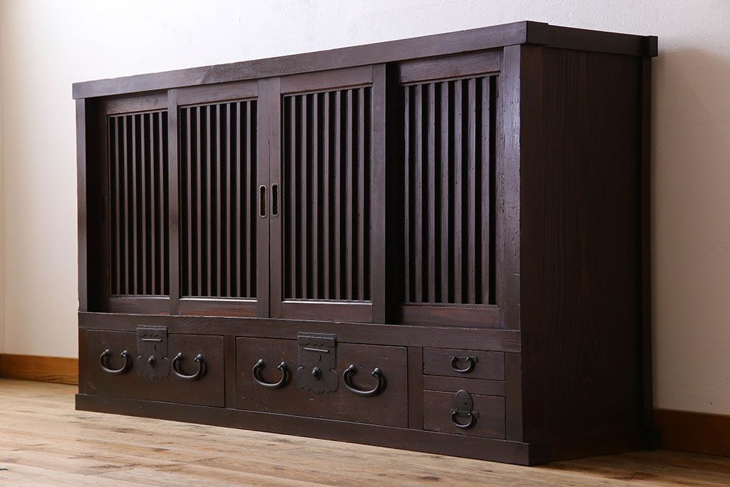 アンティーク家具　明治期　六尺　縦桟四枚引き戸　収納箪笥サイドボード(水屋箪笥)