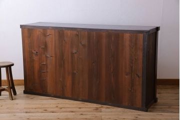 アンティーク家具　明治期　六尺　縦桟四枚引き戸　収納箪笥サイドボード(水屋箪笥)