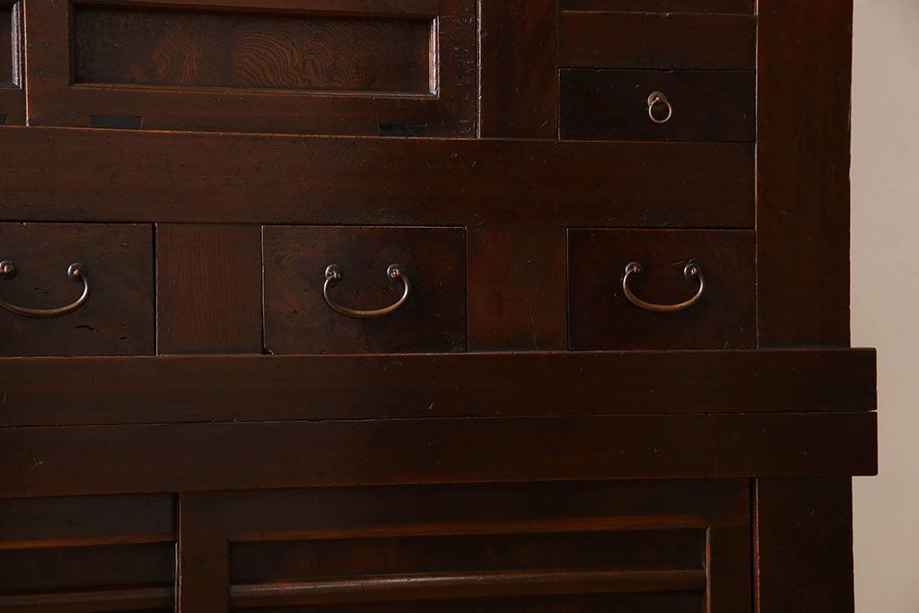 アンティーク家具　変わり型　上手物　古民具・骨董　明治大正期　二段重ね四尺水屋箪笥