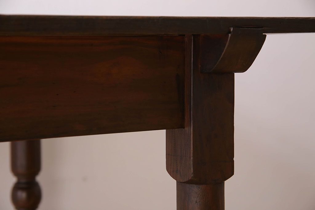 アンティーク家具　和製アンティーク　大正ロマンな総檜材のダイニングテーブル