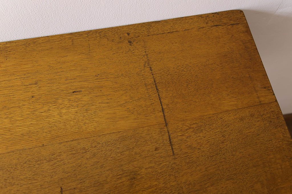 アンティーク家具　アンティーク　古いナラ材製のシンプルな横長作業台(テーブル)