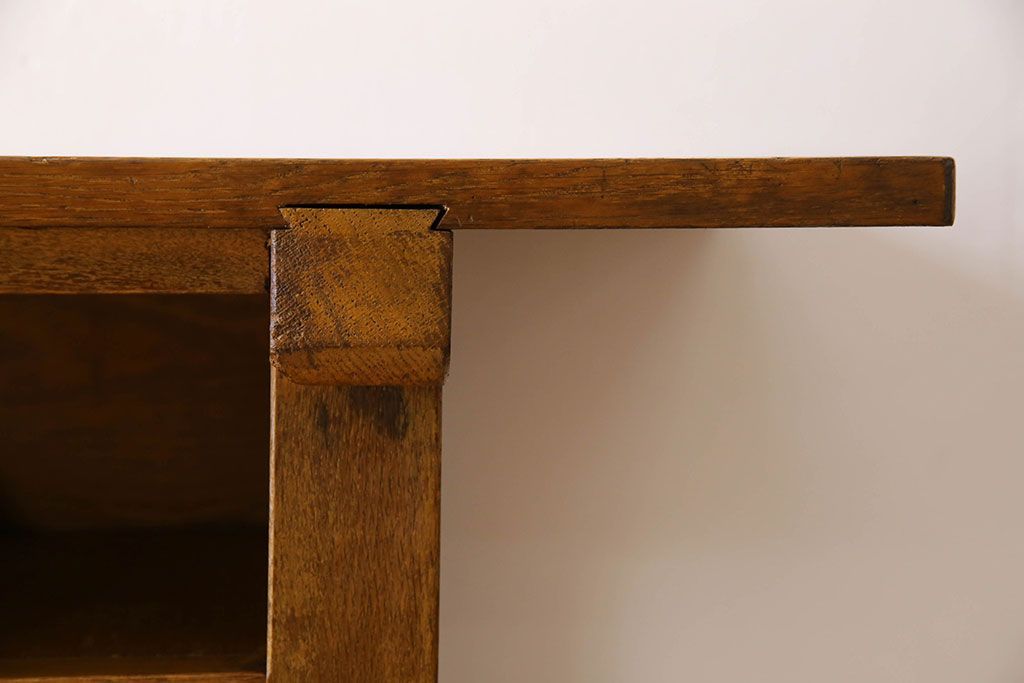 アンティーク家具　アンティーク　古いナラ材製のシンプルな横長作業台(テーブル)