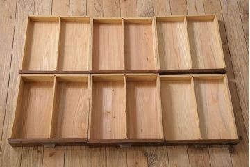 アンティーク家具　ナラ材　シックな古い木の上質な縦型小引き出し　アンティーク