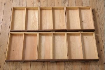 アンティーク家具　ナラ材　シックな古い木の上質な縦型小引き出し　アンティーク