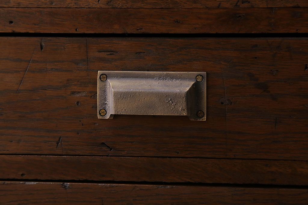アンティーク家具　ナラ材　シックな古い木の上質な縦型小引き出し　アンティーク