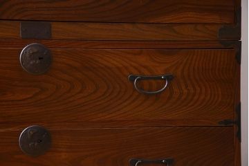 アンティーク家具　アンティーク　前面欅材　重ね二本松箪笥(衣装箪笥)