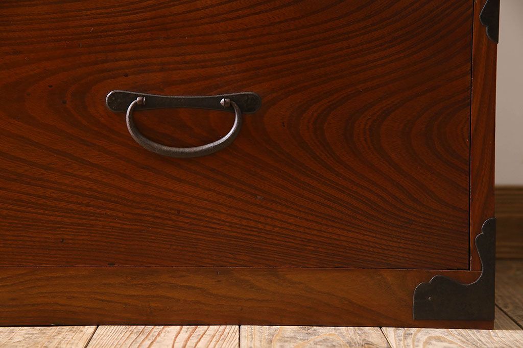 アンティーク家具　アンティーク　前面欅材　重ね二本松箪笥(衣装箪笥)