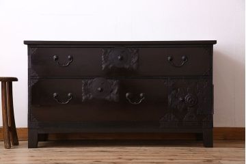 アンティーク家具　明治期　前面欅材　天板・脚付き!仙台箪笥ローボード(衣装箪笥)(2)