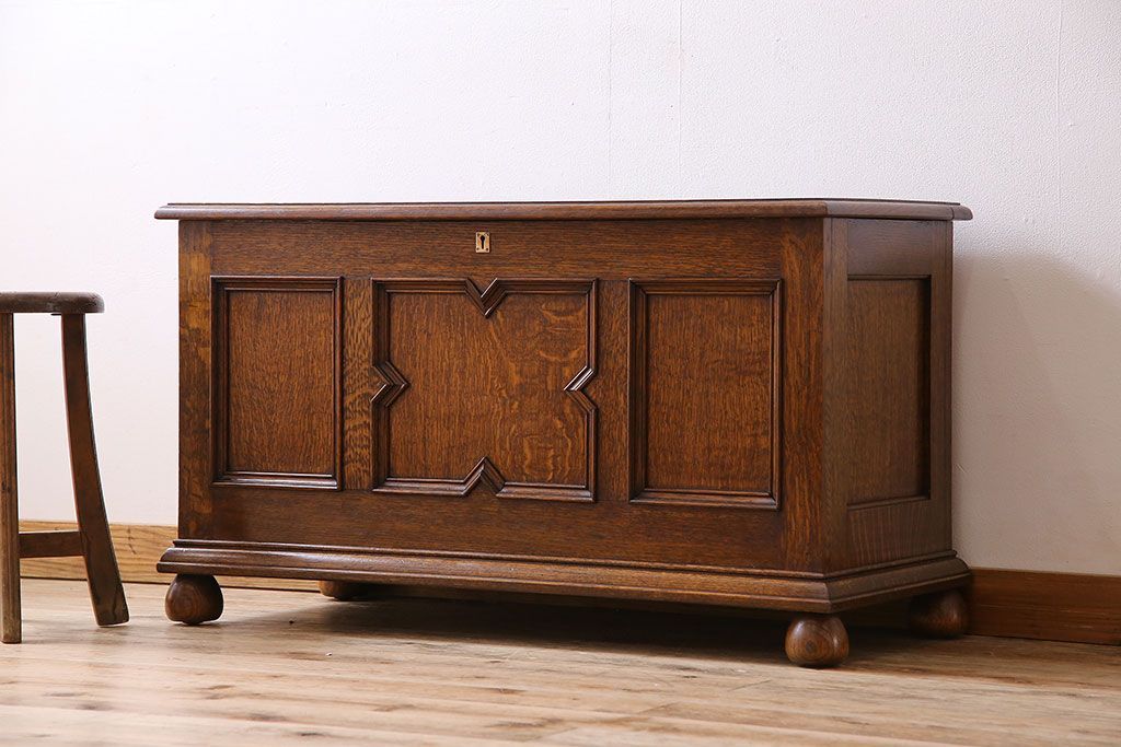 アンティーク雑貨　英国アンティーク　オーク材　上質で大きなブランケットボックス(収納箱)