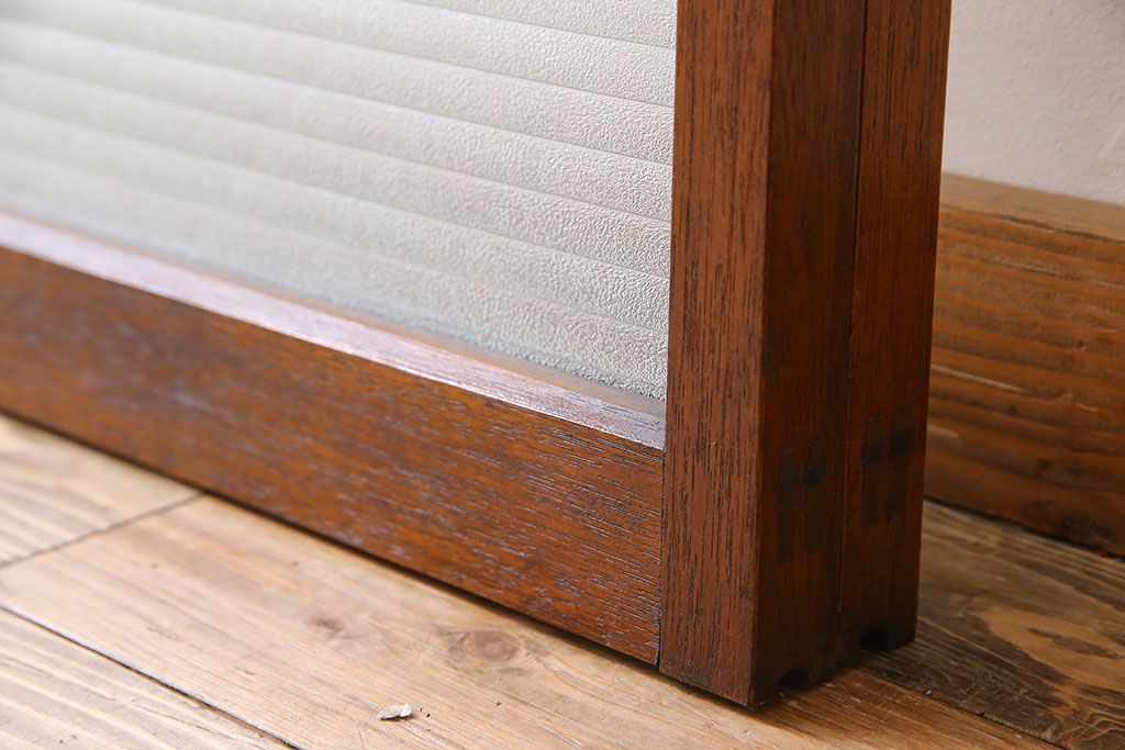 アンティーク　レトロな古い木味の銀モールガラス入り引き戸2枚セット(窓)