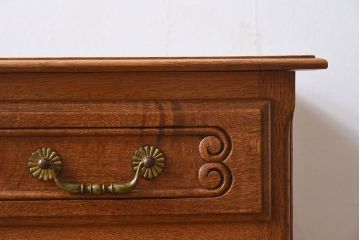 ヴィンテージ家具　イギリスビンテージ　カブリオールレッグ(猫脚)　オーク材　キャビネット(3)