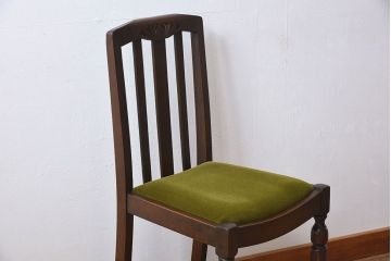 アンティーク家具　イギリスアンティーク　オーク材製の上品なダイニングチェア(椅子)(1)