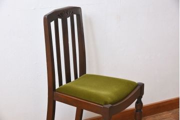 アンティーク家具　イギリスアンティーク　オーク材製の上品なダイニングチェア(椅子)(3)