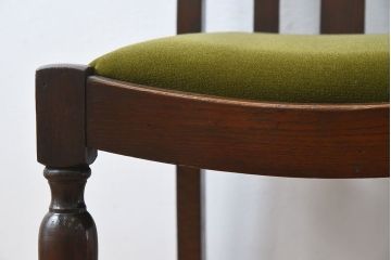 アンティーク家具　イギリスアンティーク　オーク材製の上品なダイニングチェア(椅子)