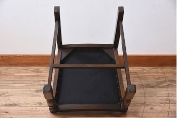 アンティーク家具　イギリスアンティーク　オーク材製の上品なダイニングチェア(椅子)
