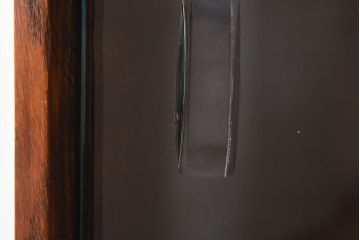 ヴィンテージ家具　イギリスビンテージ　モダンデザイン!ガラス引き戸のブックケース(飾り棚)
