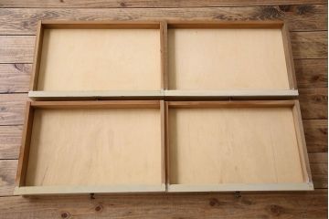 アンティーク家具　和製アンティーク　オリジナルペイントのシャビーなデンタルキャビネット