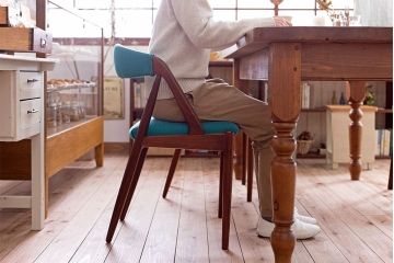 ヴィンテージ家具　カイ・クリスチャンセン(Kai Kristiansen)　北欧ビンテージ　NV31　ダイニングチェア(1)