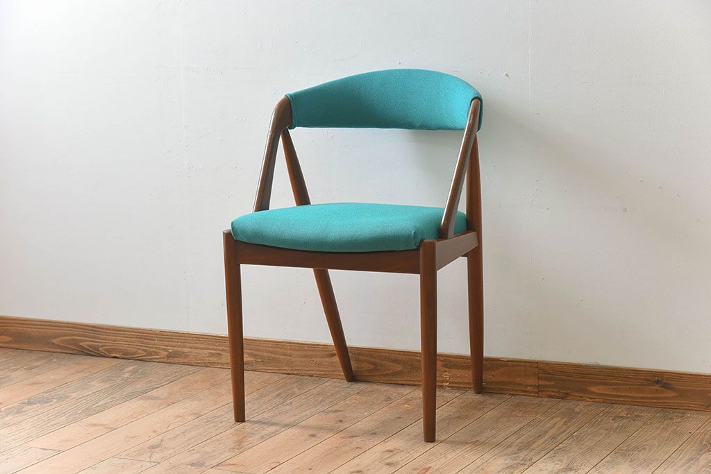 ヴィンテージ家具　カイ・クリスチャンセン(Kai Kristiansen)　北欧ビンテージ　NV31　ダイニングチェア(1)
