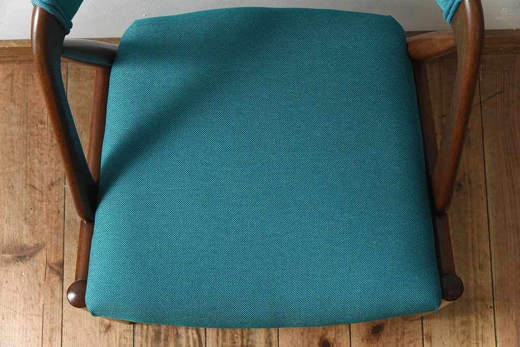 ヴィンテージ家具　カイ・クリスチャンセン(Kai Kristiansen)　北欧ビンテージ　NV31　ダイニングチェア(1)