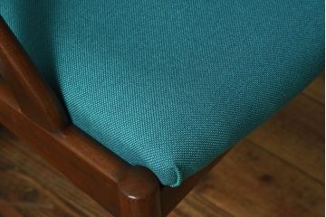 ヴィンテージ家具　カイ・クリスチャンセン(Kai Kristiansen)　北欧ビンテージ　NV31　ダイニングチェア(1)