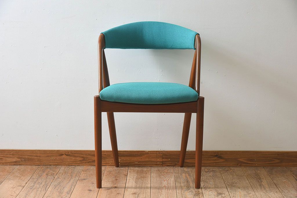ヴィンテージ家具　カイ・クリスチャンセン(Kai Kristiansen)　北欧ビンテージ　NV31　ダイニングチェア(2)