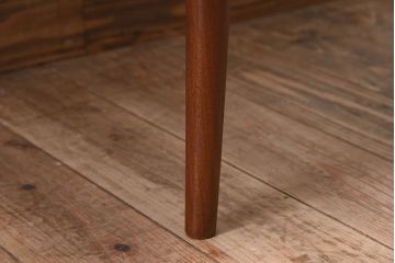 ヴィンテージ家具　カイ・クリスチャンセン(Kai Kristiansen)　北欧ビンテージ　NV31　ダイニングチェア(2)