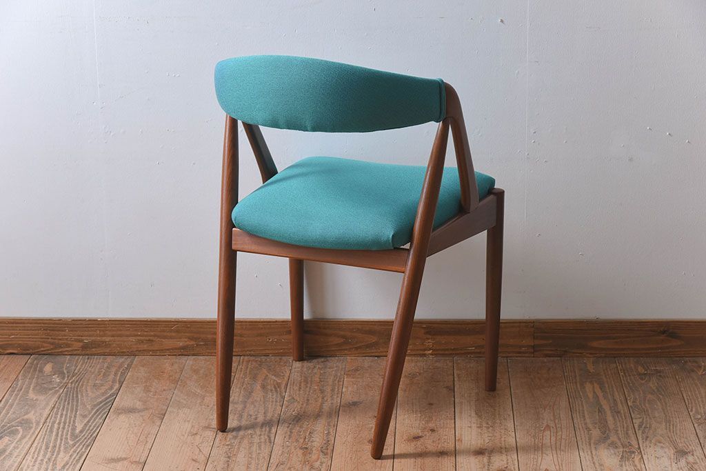ヴィンテージ家具　カイ・クリスチャンセン(Kai Kristiansen)　北欧ビンテージ　NV31　ダイニングチェア(2)