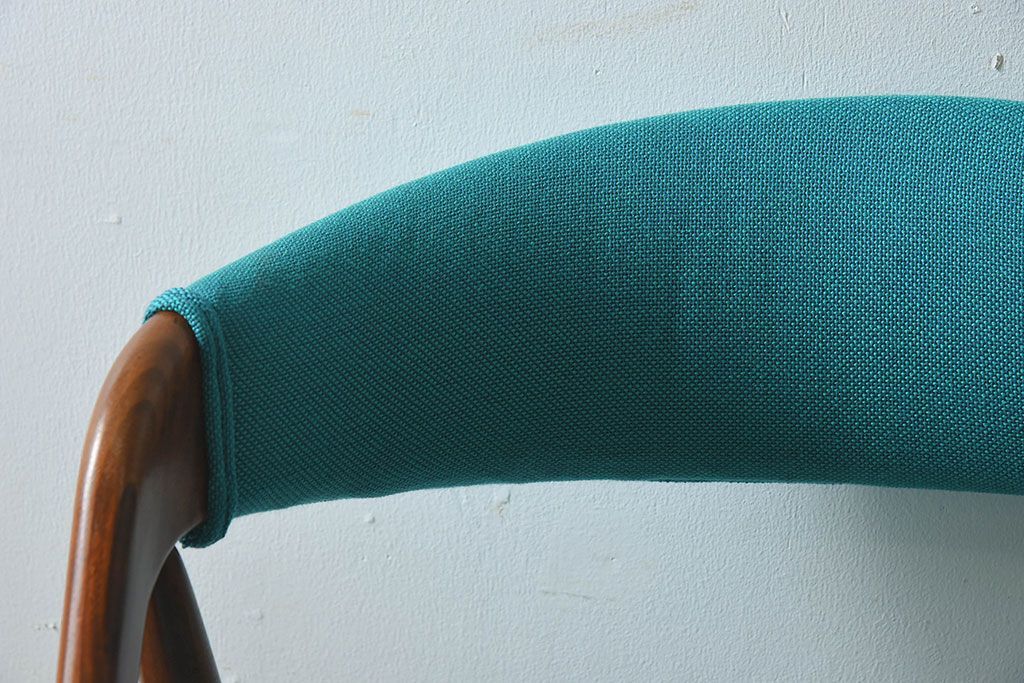 ヴィンテージ家具　カイ・クリスチャンセン(Kai Kristiansen)　北欧ビンテージ　NV31　ダイニングチェア(3)