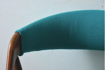 ヴィンテージ家具　カイ・クリスチャンセン(Kai Kristiansen)　北欧ビンテージ　NV31　ダイニングチェア(3)