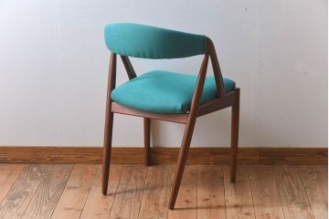 ヴィンテージ家具　カイ・クリスチャンセン(Kai Kristiansen)　北欧ビンテージ　NV31　ダイニングチェア(3)