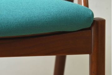 ヴィンテージ家具　カイ・クリスチャンセン(Kai Kristiansen)　北欧ビンテージ　NV31　ダイニングチェア