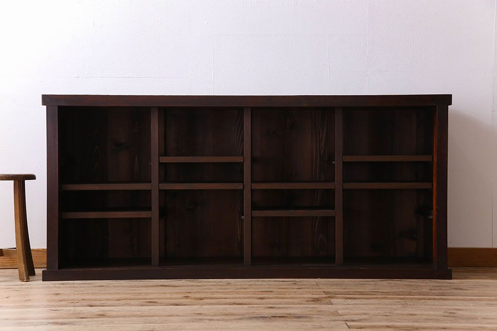 アンティーク家具　明治期　六尺　縦桟四枚引き戸　収納箪笥サイドボード(水屋箪笥)(2)